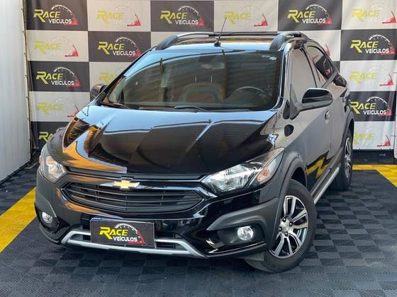 CHEVROLET ONIX 1.4 MPFI ACTIV 8V FLEX 4P AUTOMÁTICO